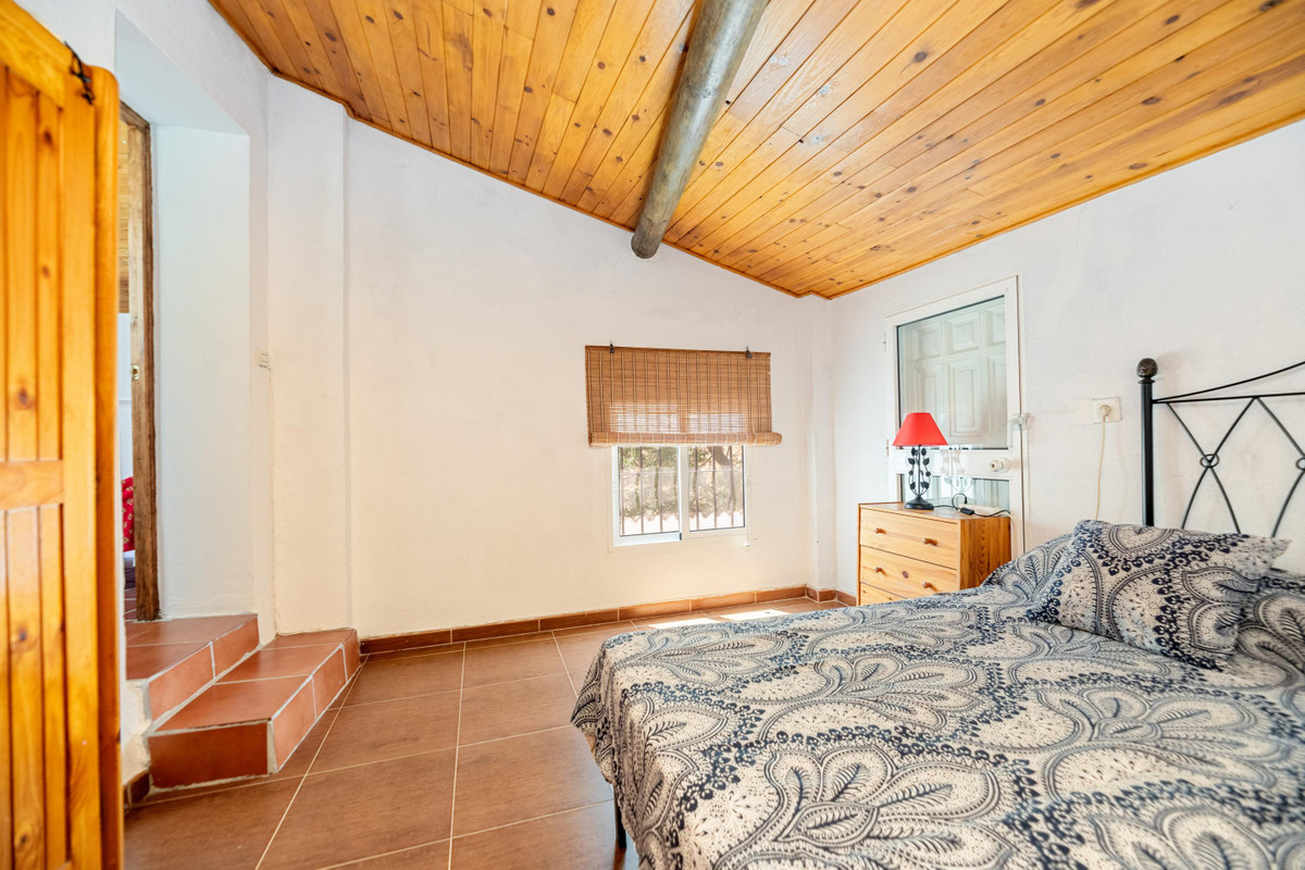Finca met 5 slaapkamers in Cuevas De San Marcos in Cuevas De San Marcos - foto 15