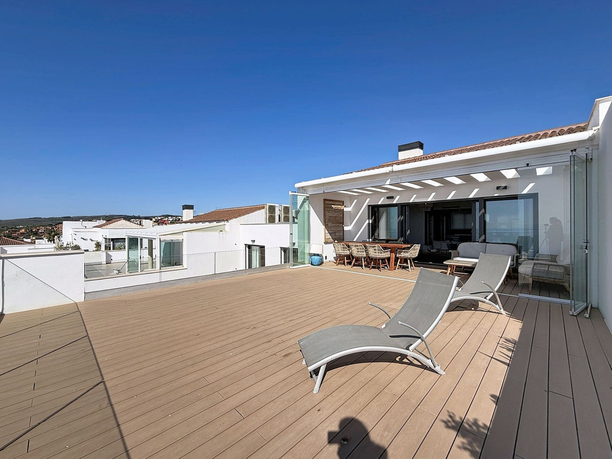 Drie-slaapkamer penthouse in La Alcaidesa in La Alcaidesa - foto 17