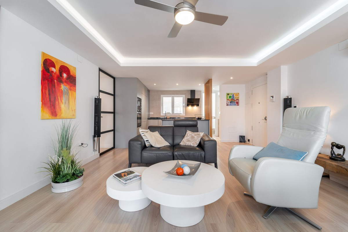 Drie-slaapkamer appartement in Málaga Centrum in Málaga Centro - foto 2