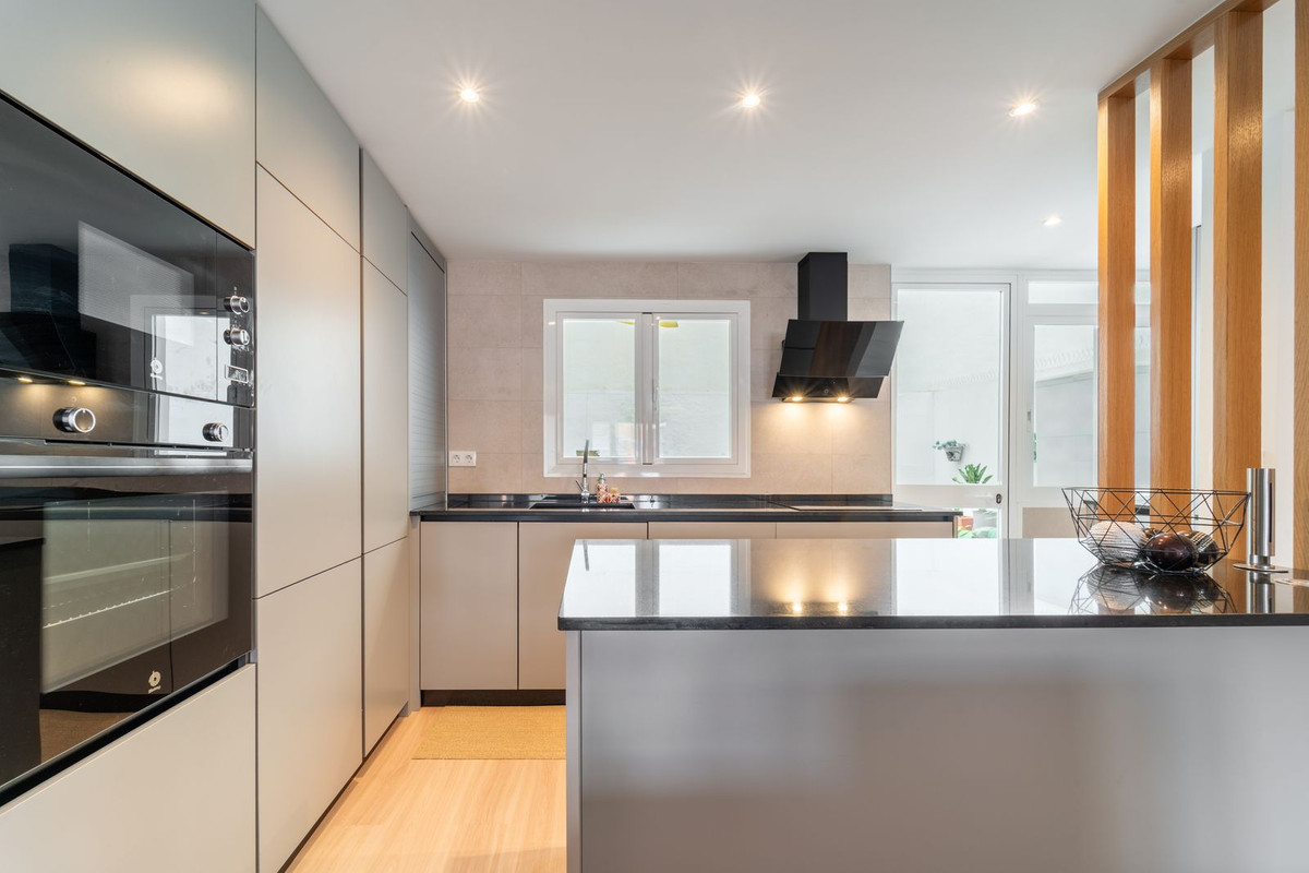 Drie-slaapkamer appartement in Málaga Centrum in Málaga Centro - foto 11