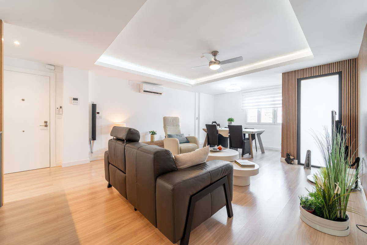 Drie-slaapkamer appartement in Málaga Centrum in Málaga Centro - foto 5