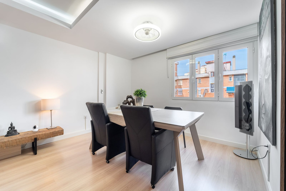 Drie-slaapkamer appartement in Málaga Centrum in Málaga Centro - foto 6