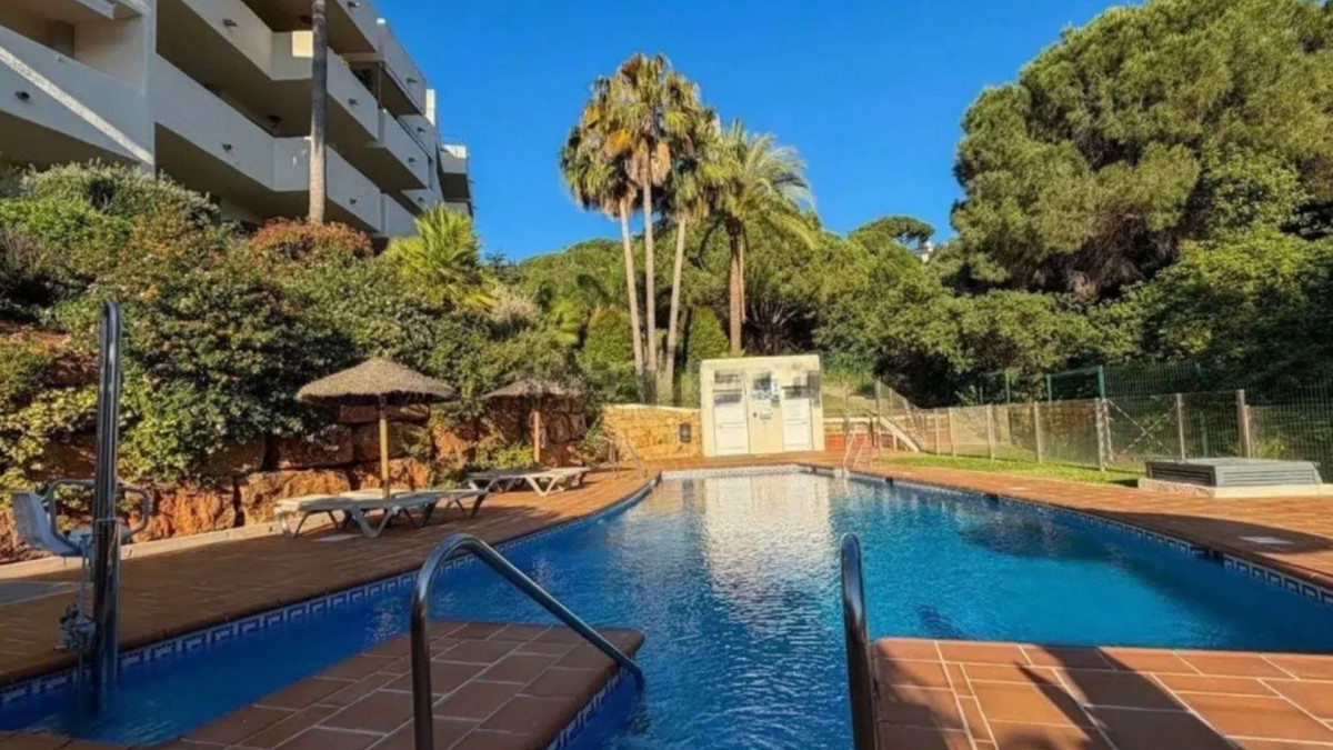 Hoekappartement met ruime terrassen in Santa María Green Hills, Elviria – Marbella in Marbella - foto 2