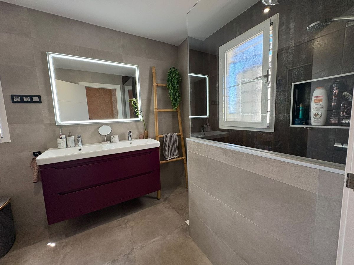Appartement met 5 slaapkamers in Benalmádena in Benalmadena - foto 11