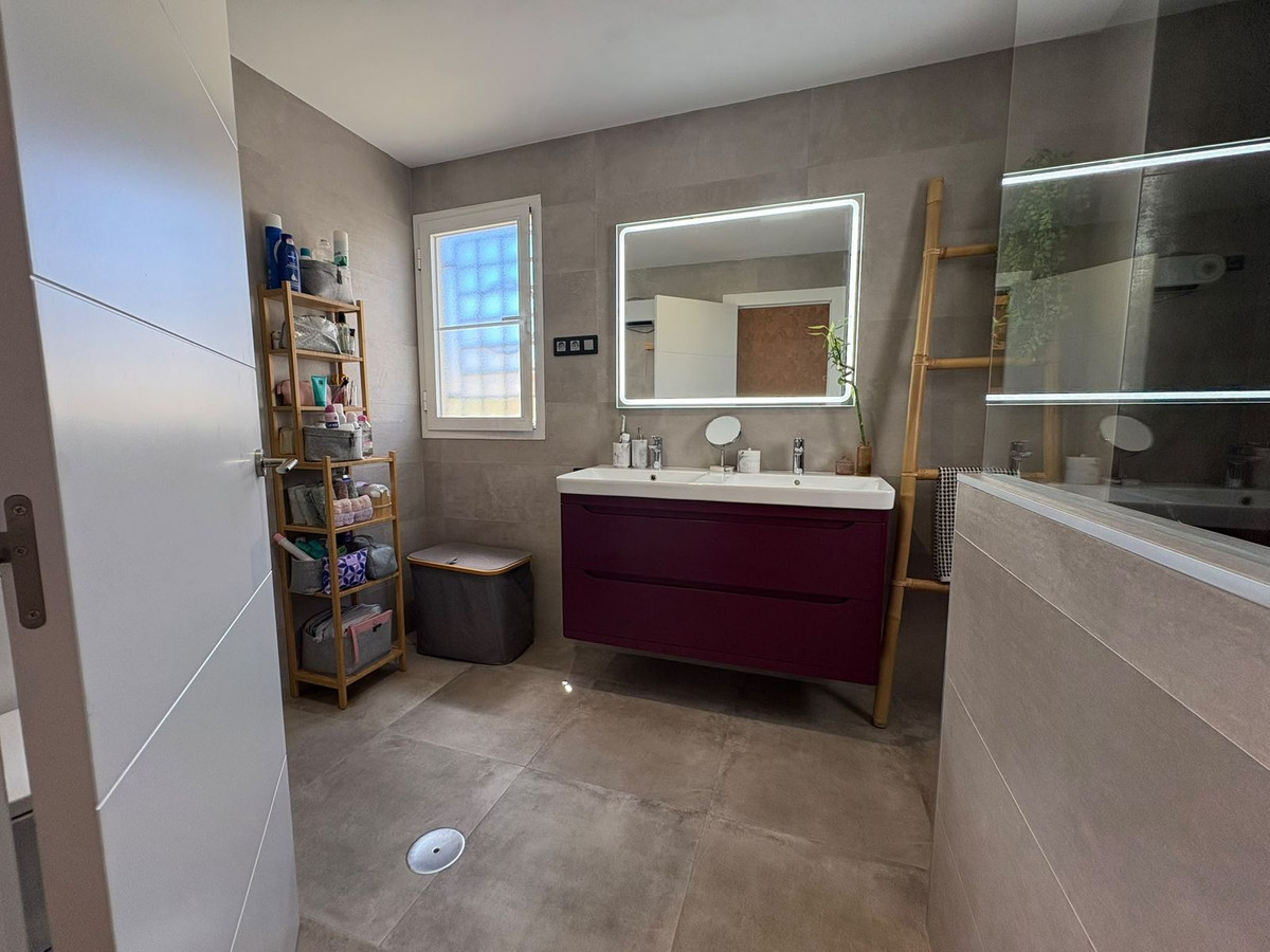 Appartement met 5 slaapkamers in Benalmádena in Benalmadena - foto 12