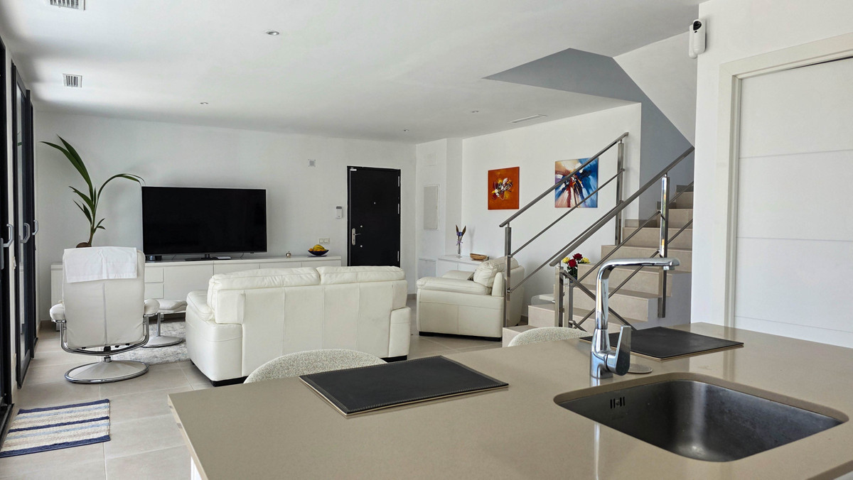 3-slaapkamer villa in La Duquesa, Los Hidalgos (Manilva) in La Duquesa - foto 16