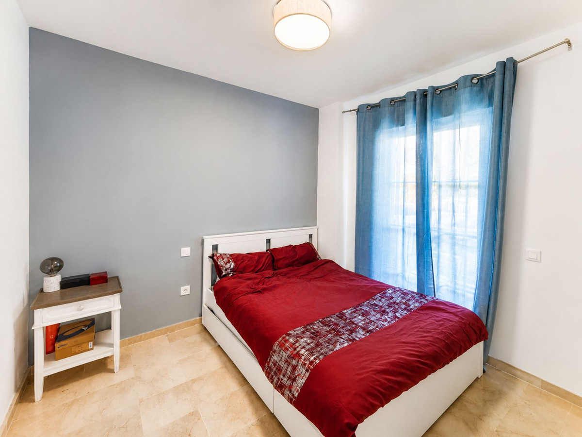 88 m² 3-slaapkamer appartement op begane grond in La Duquesa in La Duquesa - foto 11