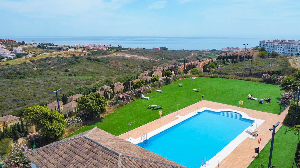 88 m² 3-slaapkamer appartement op begane grond in La Duquesa in La Duquesa - foto 20