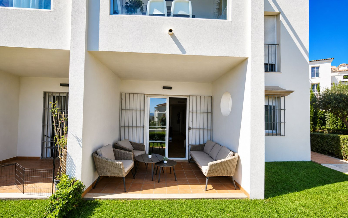 88 m² 3-slaapkamer appartement op begane grond in La Duquesa in La Duquesa - foto 3
