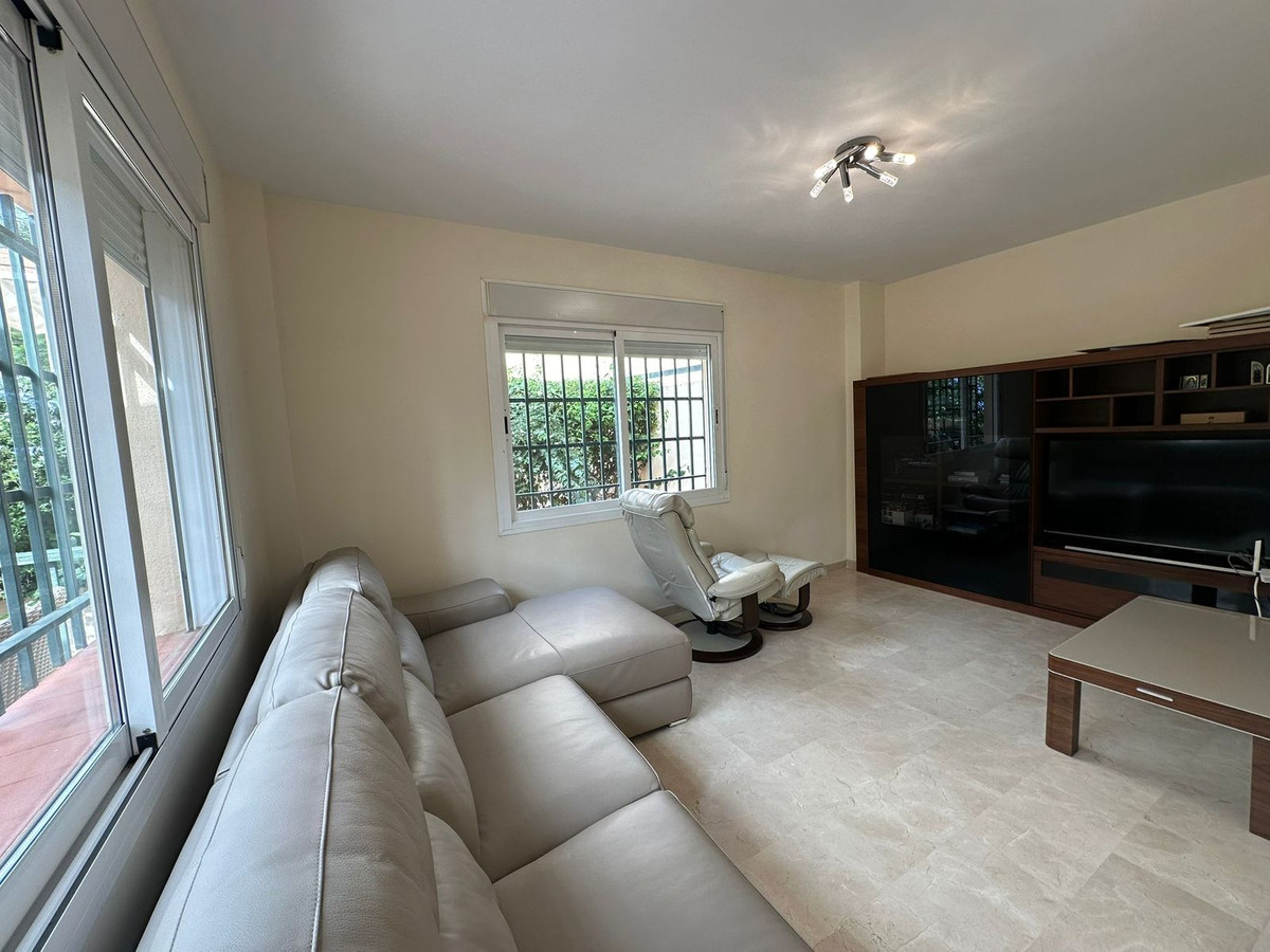 Villa in Miraflores, Málaga met 3 slaapkamers en kelder in Miraflores - foto 7