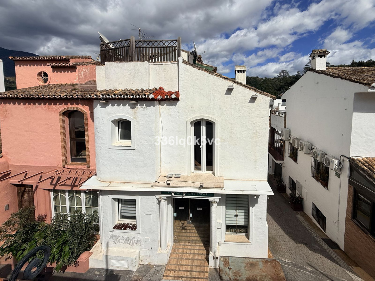 5-slaapkamerhuis met horecapotentieel in Benahavís in Benahavís - foto 2