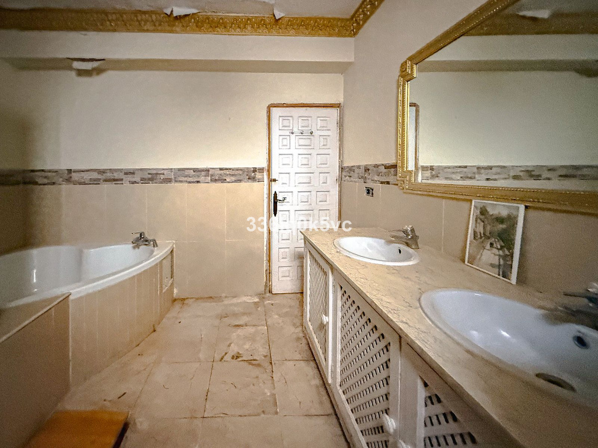 5-slaapkamerhuis met horecapotentieel in Benahavís in Benahavís - foto 8