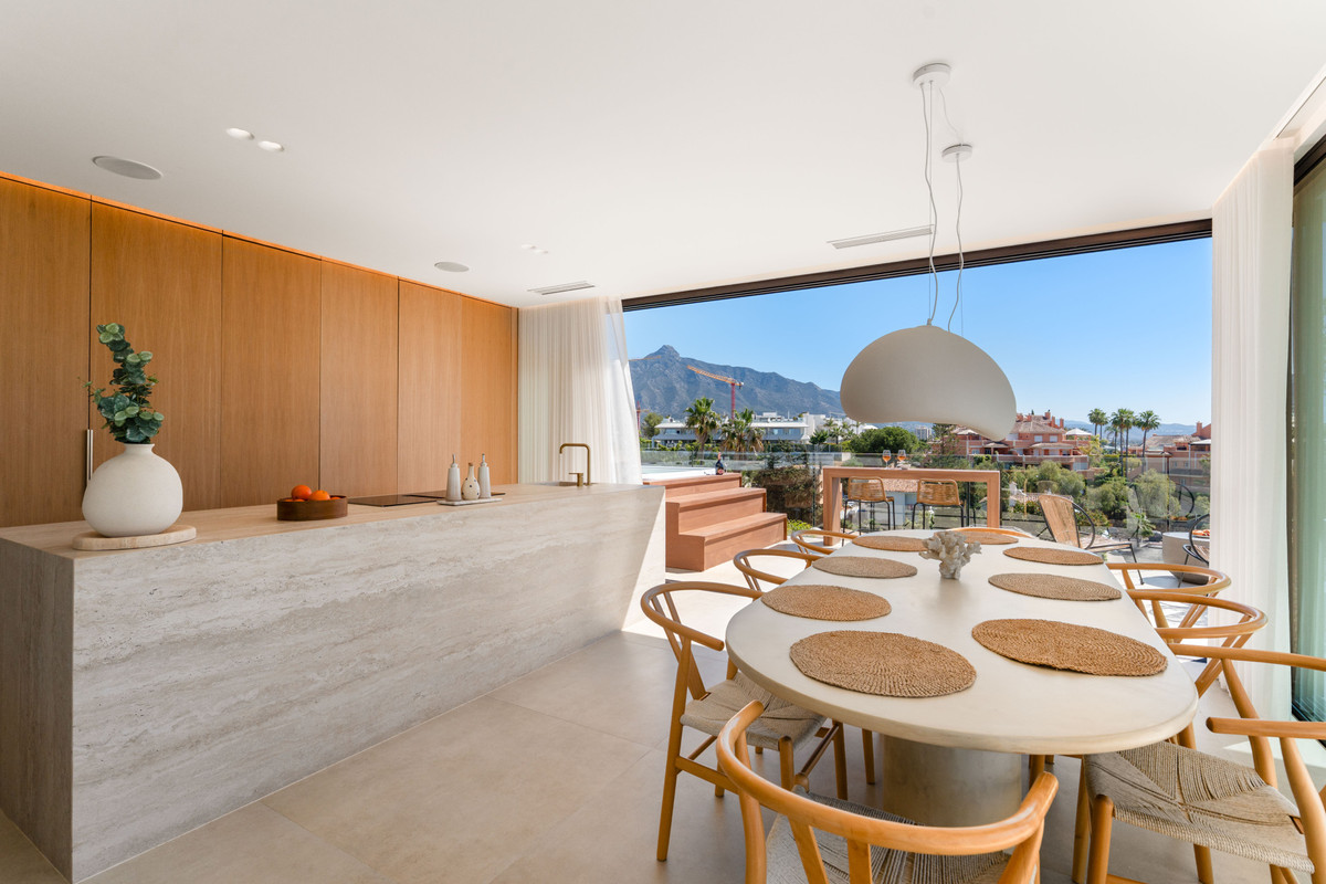 5-slaapkamer villa in Nueva Andalucía in Nueva Andalucía - foto 11