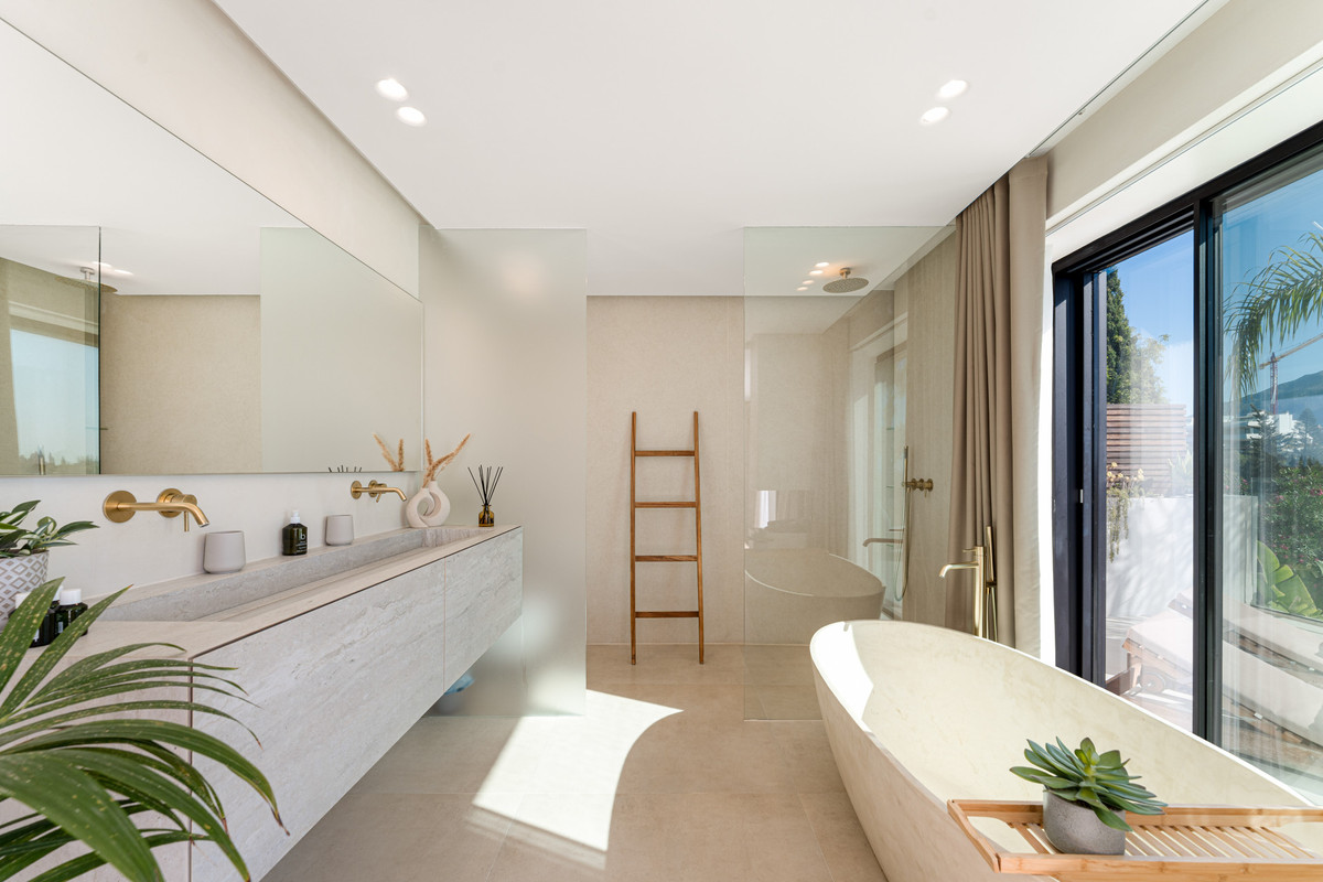 5-slaapkamer villa in Nueva Andalucía in Nueva Andalucía - foto 16