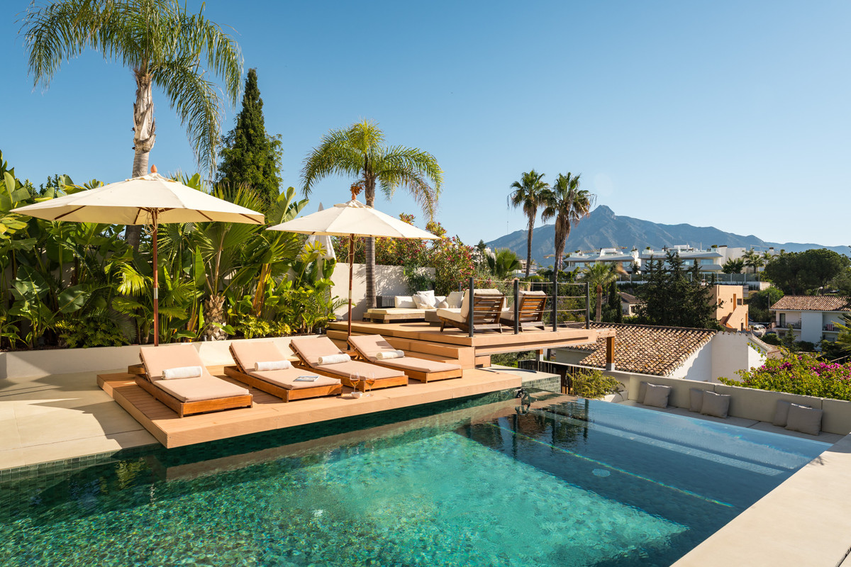 5-slaapkamer villa in Nueva Andalucía in Nueva Andalucía - foto 3
