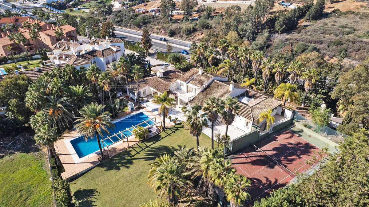 Kavel aan het strand in Estepona met directe toegang en ontwikkelingspotentieel in Estepona - foto 4