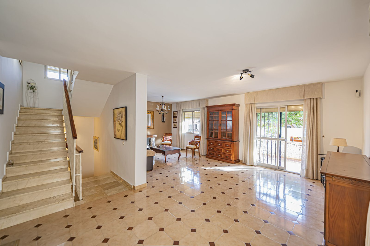 Vrijstaande villa met 5 slaapkamers in Marbella in Marbella - foto 8