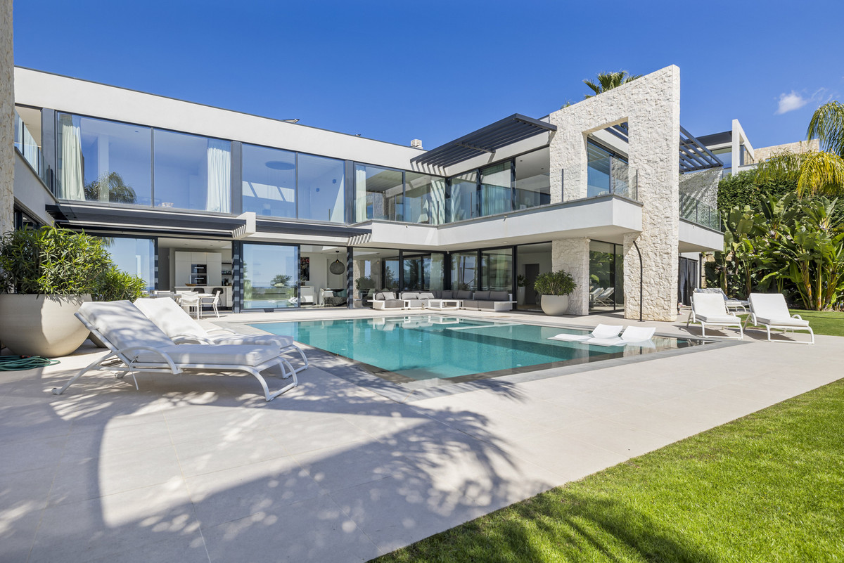 Villa met vijf slaapkamers in Benahavís in Benahavís - foto 2