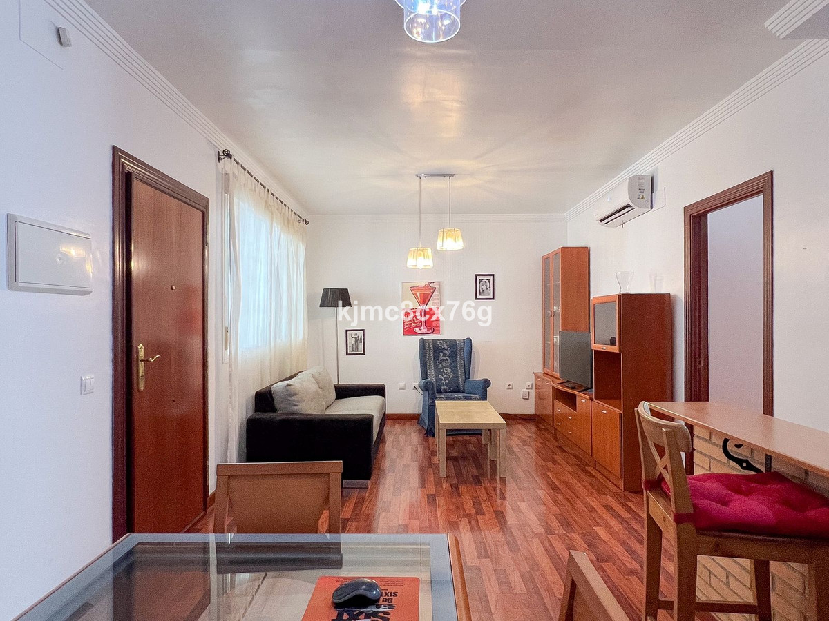 Een slaapkamer appartement nabij Málaga historisch centrum - foto 4