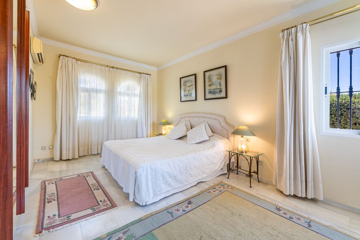 Vrijstaande villa met drie slaapkamers in El Chaparral, Mijas Costa in El Chaparral - foto 5