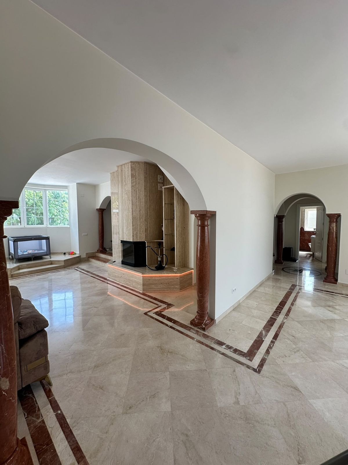 Estepona: 5-slaapkamer vrijstaande villa met panoramisch zeezicht in Estepona - foto 5