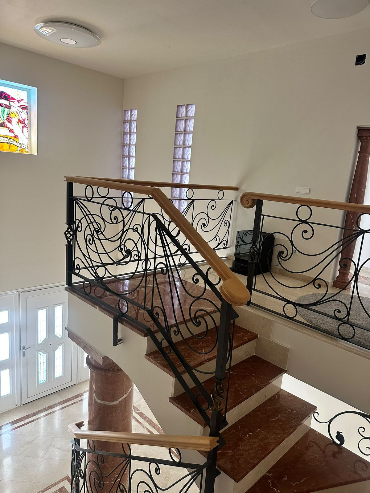 Estepona: 5-slaapkamer vrijstaande villa met panoramisch zeezicht in Estepona - foto 10