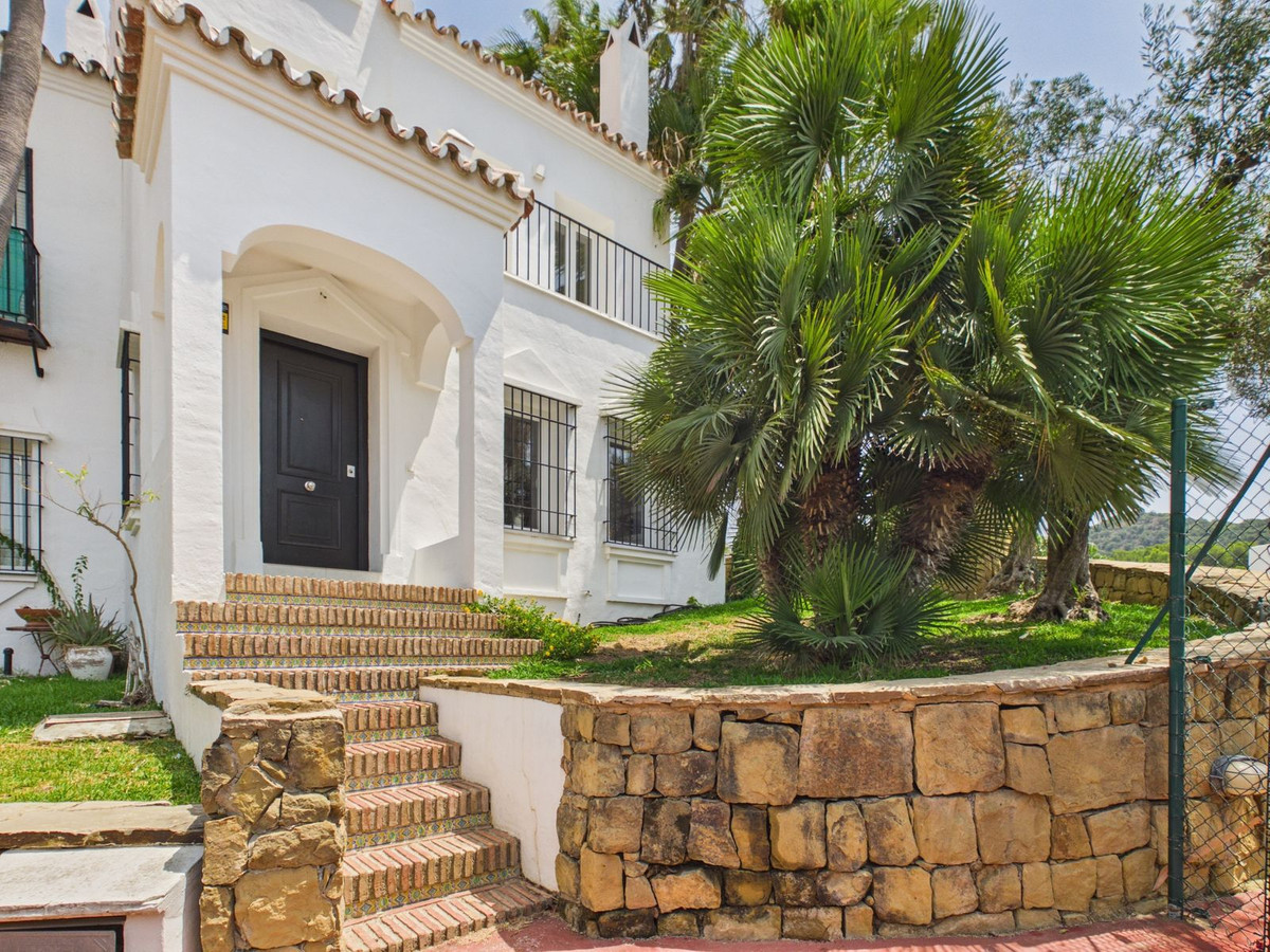 4-slaapkamerhuis in Istán in Istán - foto 3
