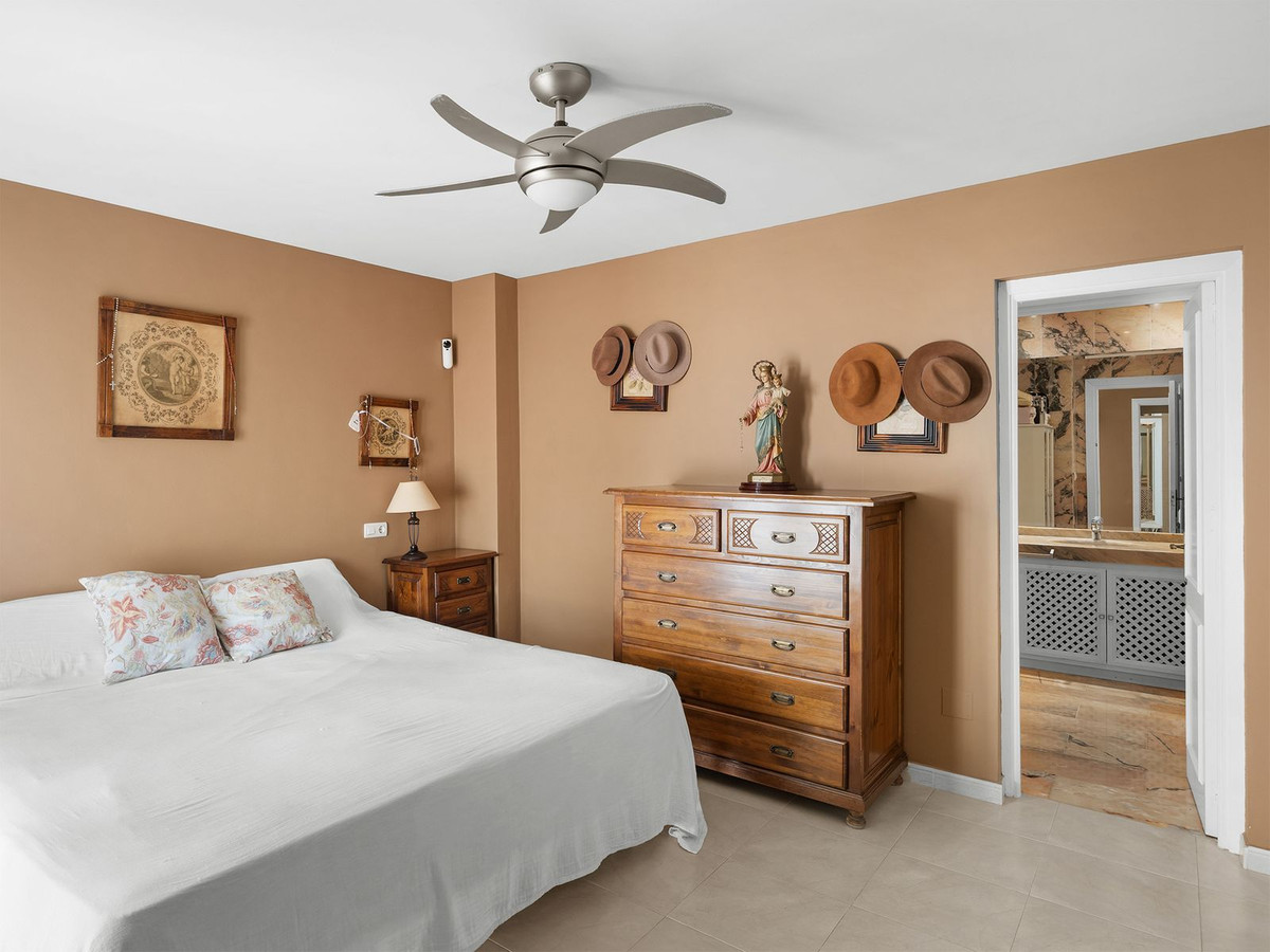 Drie-slaapkamerappartement in Nueva Andalucía, Marbella - foto 12