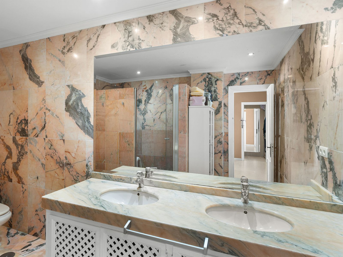 Drie-slaapkamerappartement in Nueva Andalucía, Marbella - foto 14