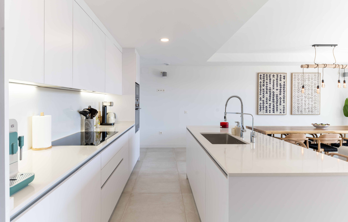 4-slaapkamerwoning in El Chaparral in El Chaparral - foto 12
