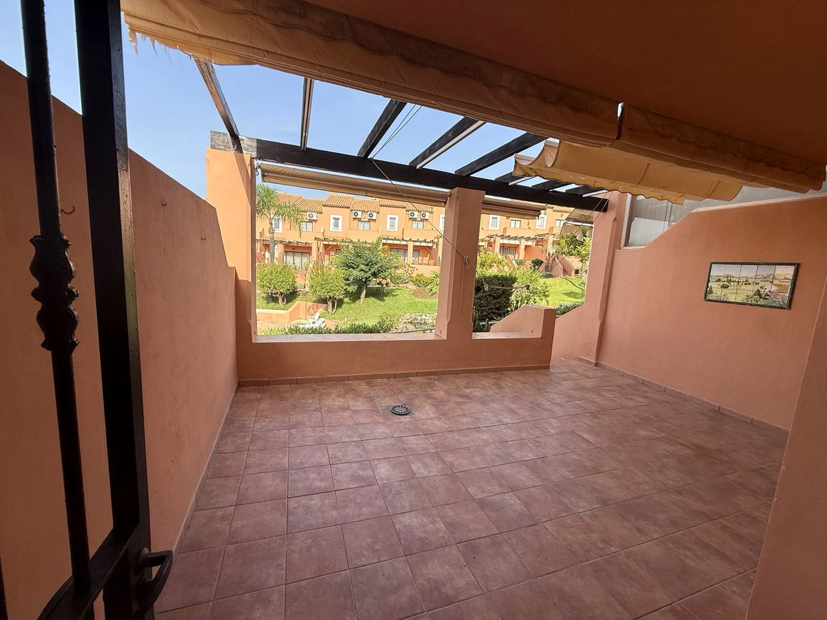 Drie-slaapkamerwoning in Calahonda in Calahonda - foto 12