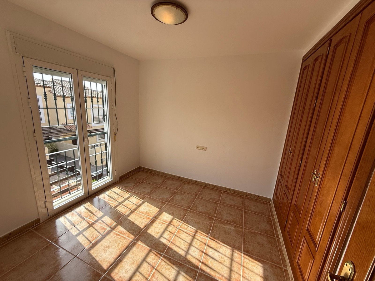 Drie-slaapkamerwoning in Calahonda in Calahonda - foto 17
