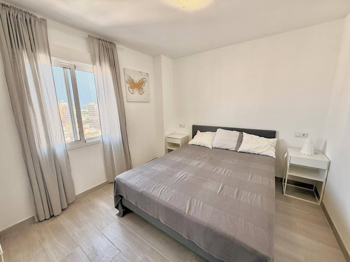 Drie-slaapkamer appartement in Fuengirola in Fuengirola - foto 3