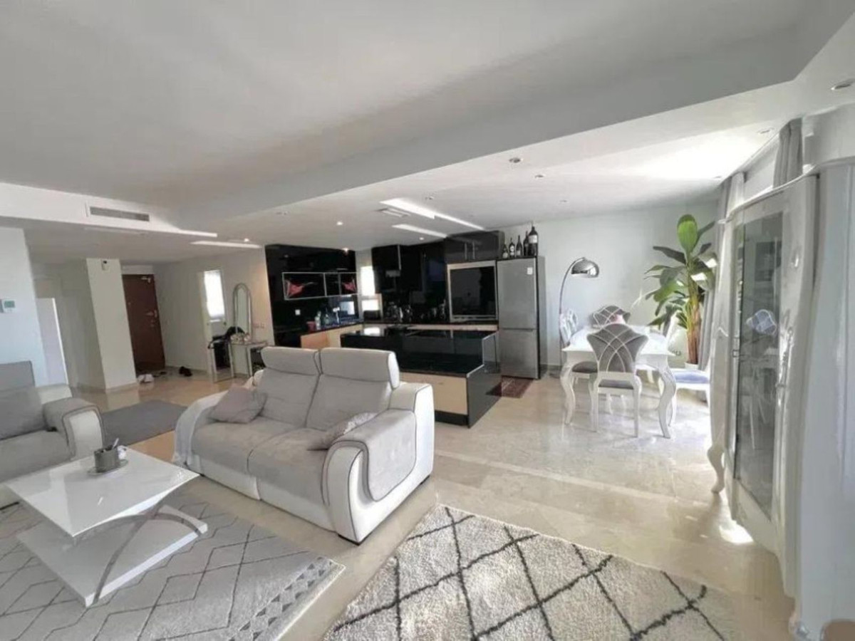 3-slaapkamer appartement in Nueva Andalucía in Nueva Andalucía - foto 8