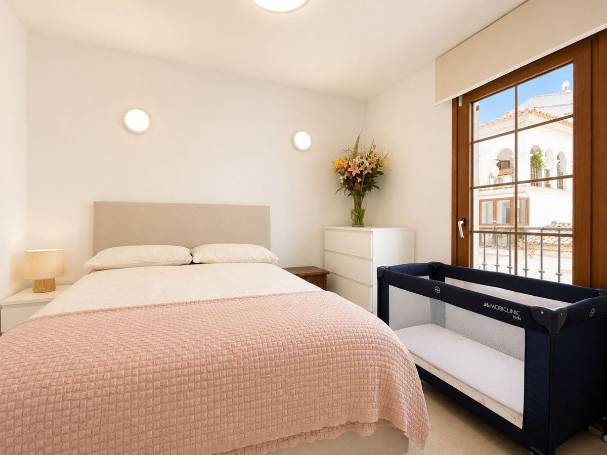 2-slaapkamerappartement aan La Duquesa Marina in La Duquesa - foto 9