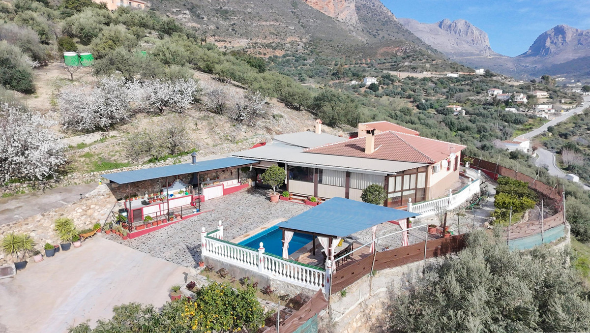 4-slaapkamer finca in Alcaucín (Málaga) in Alcaucín - foto 3