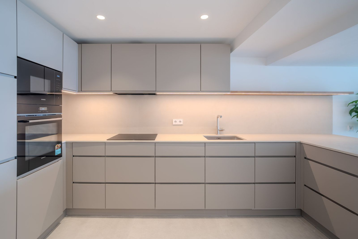 Drie-slaapkamerappartement in Marbella in Marbella - foto 14