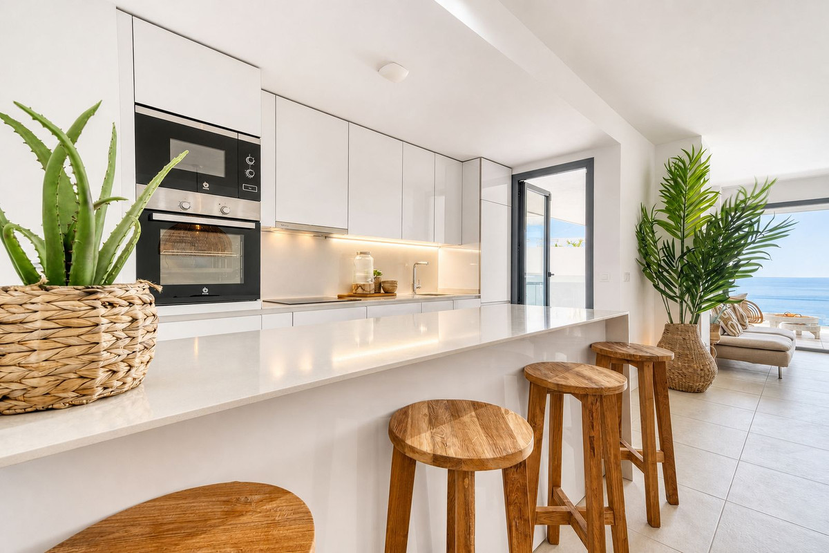 Appartement met drie slaapkamers in La Duquesa in La Duquesa - foto 2