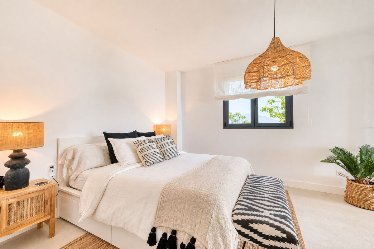 Appartement met drie slaapkamers in La Duquesa in La Duquesa - foto 4