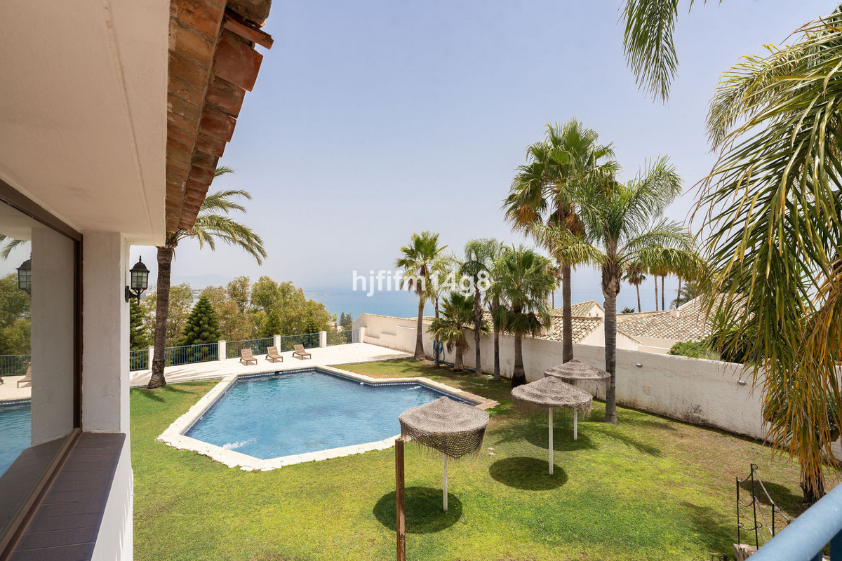 6-slaapkamer villa in Estepona (Bahía Dorada) – renovatieproject in Estepona - foto 9