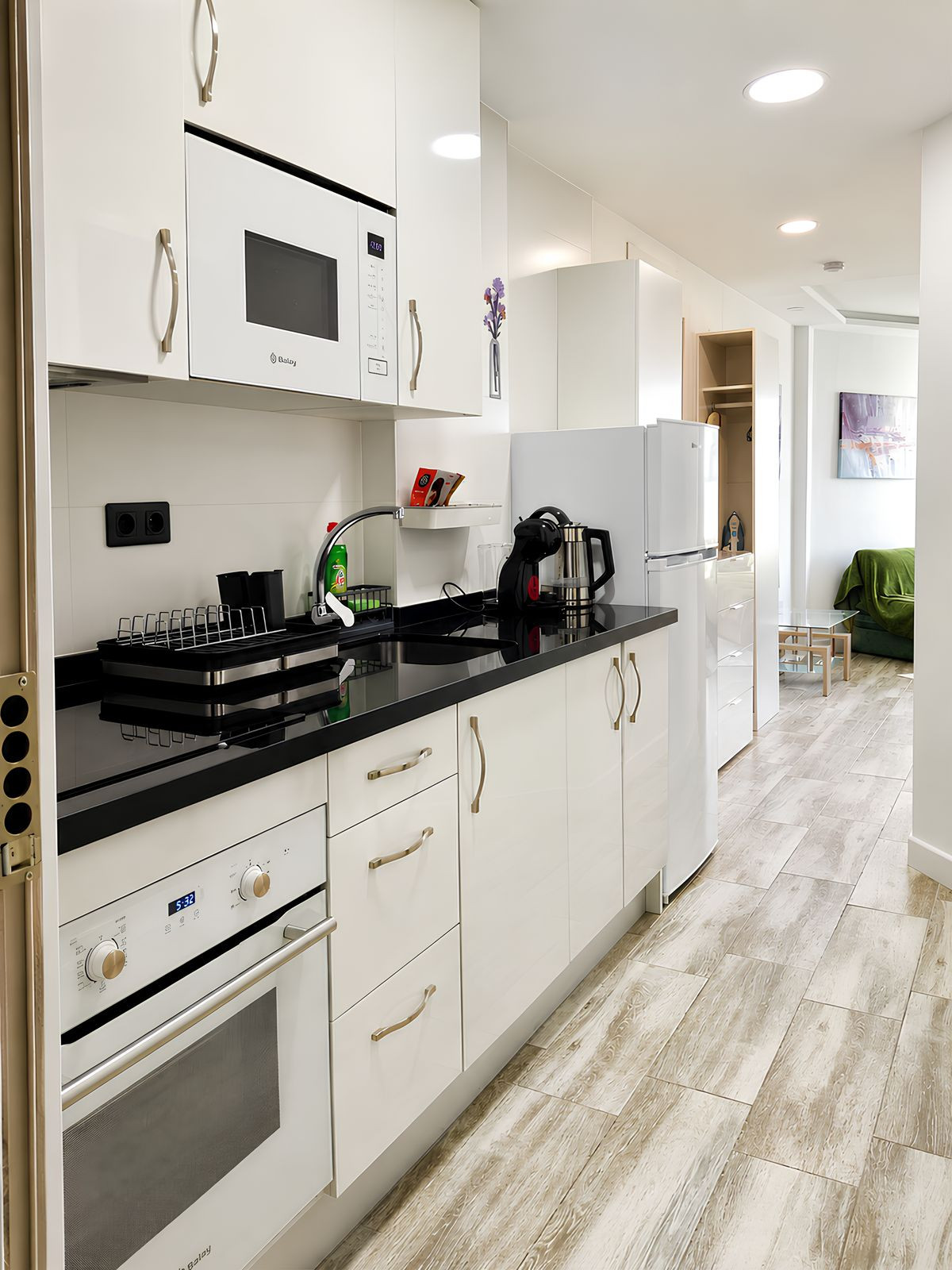 Strandappartement met 1 slaapkamer en zeezicht – Een uitzonderlijke vakantiewoning en investeringskans in Calahonda - foto 3