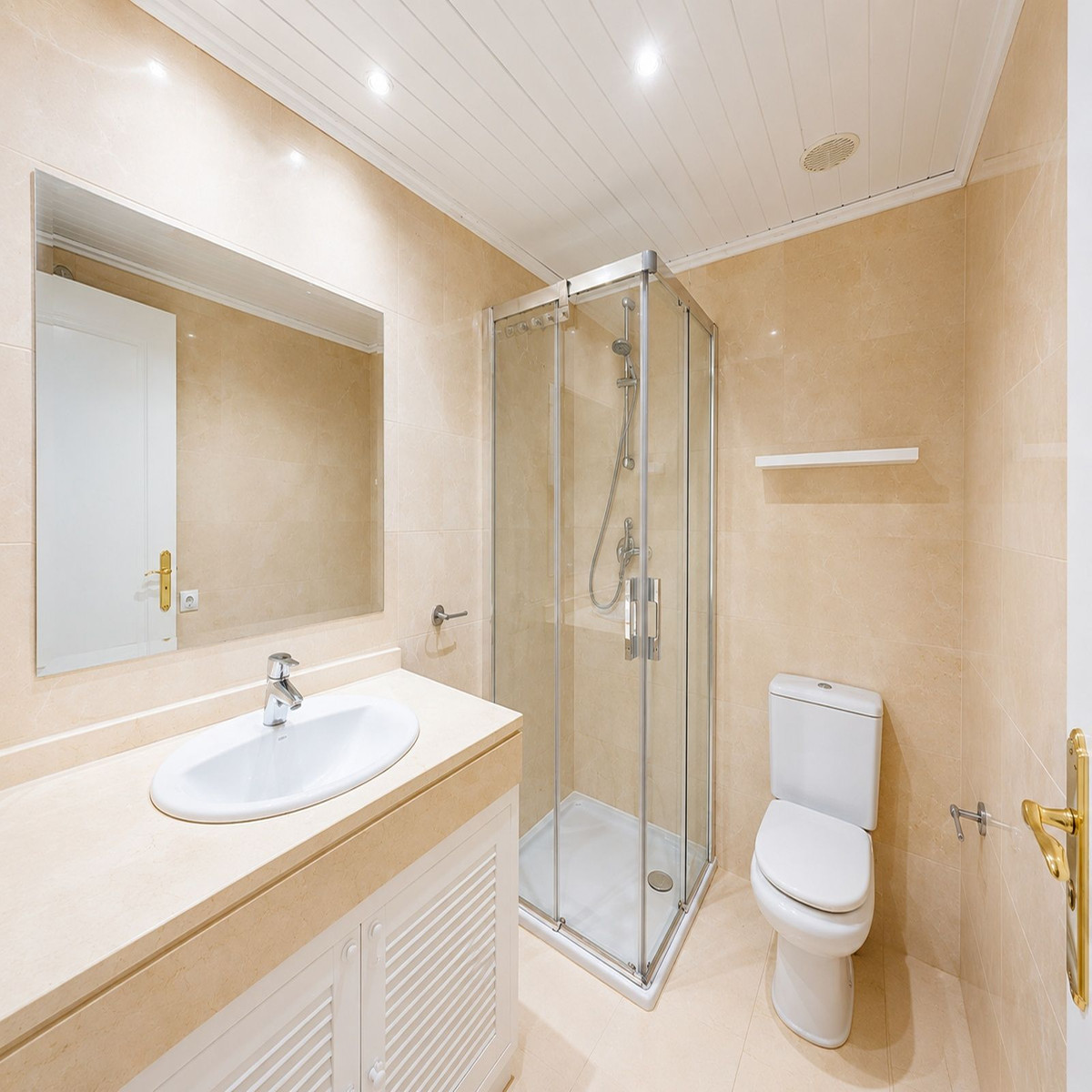 Drie-slaapkamer appartement in Benahavís in Benahavís - foto 12