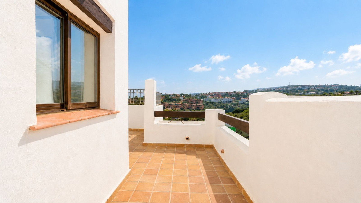 4-slaapkamer hoekwoning in La Alcaidesa in La Alcaidesa - foto 7