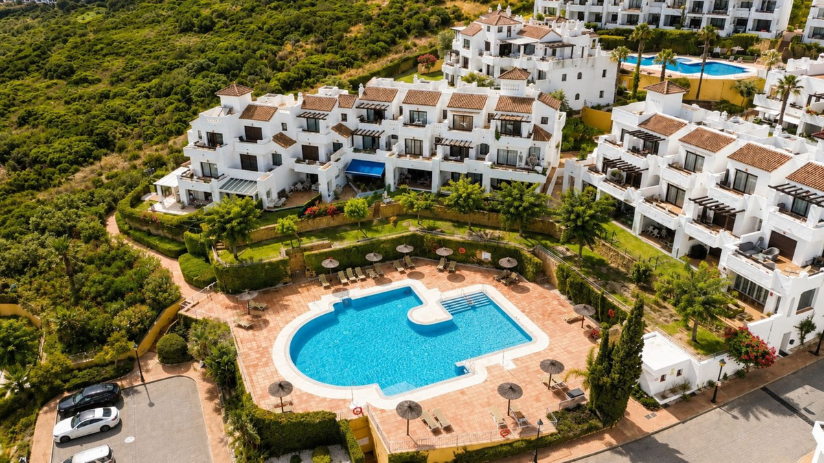 4-slaapkamer hoekwoning in La Alcaidesa in La Alcaidesa - foto 8