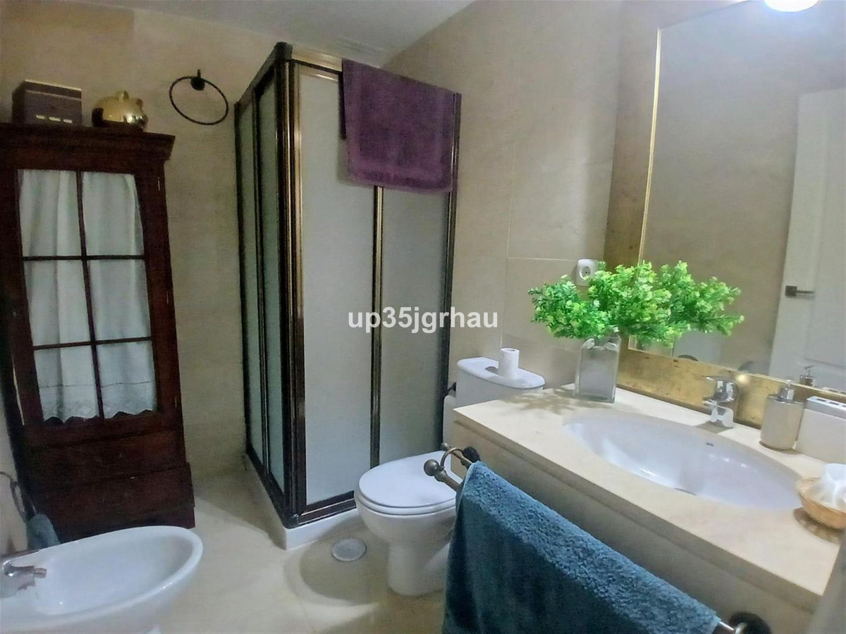 Appartement met 2 slaapkamers in Estepona in Estepona - foto 11