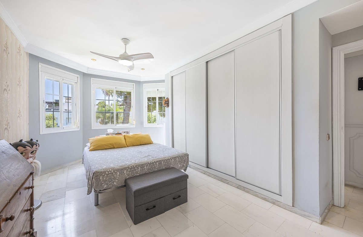 Drie-slaapkamerwoning in Nueva Andalucía, Marbella in Nueva Andalucía - foto 13