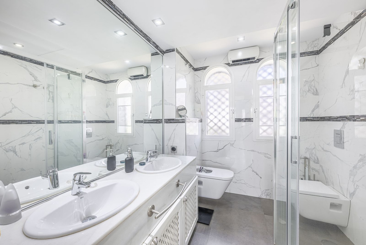 Drie-slaapkamerwoning in Nueva Andalucía, Marbella in Nueva Andalucía - foto 14