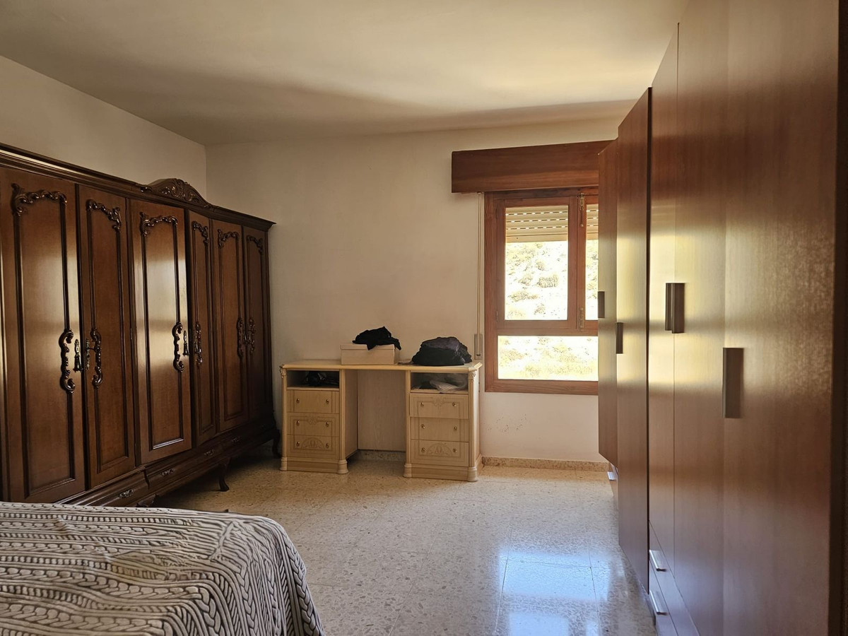 Finca met 8 slaapkamers en restaurant in Antequera in Antequera - foto 16