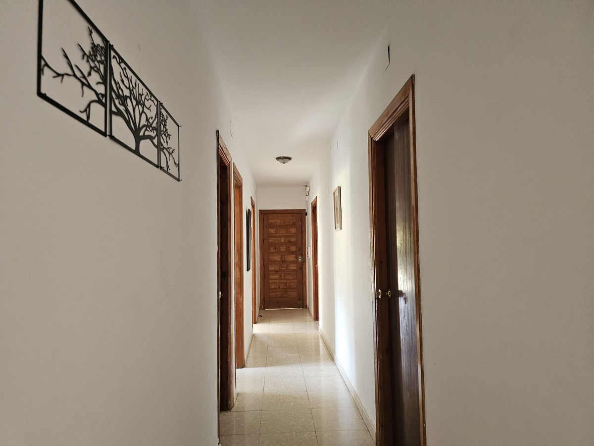 Finca met 8 slaapkamers en restaurant in Antequera in Antequera - foto 3