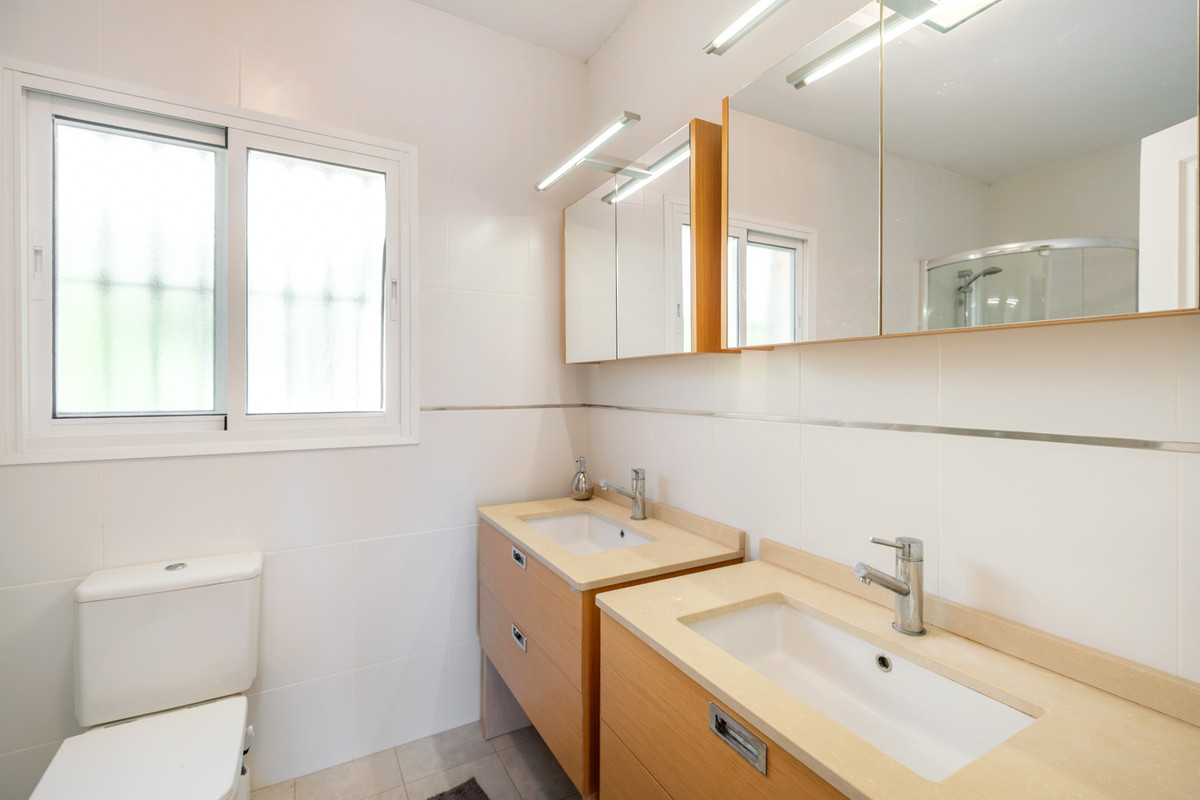 4-slaapkamer stadswoning in Benahavís in Benahavís - foto 11